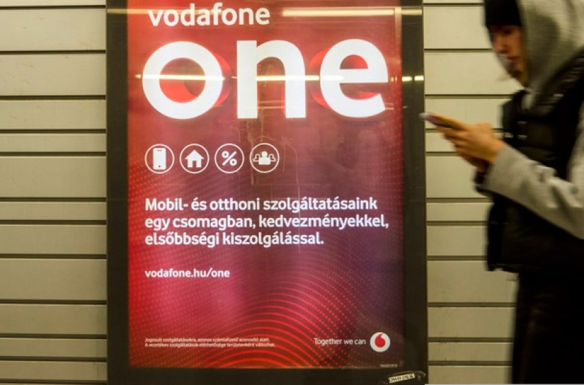 Akadozik a Vodafone és a Telekom hálózata, több nagy hazai oldal is elérhetetlenné vált